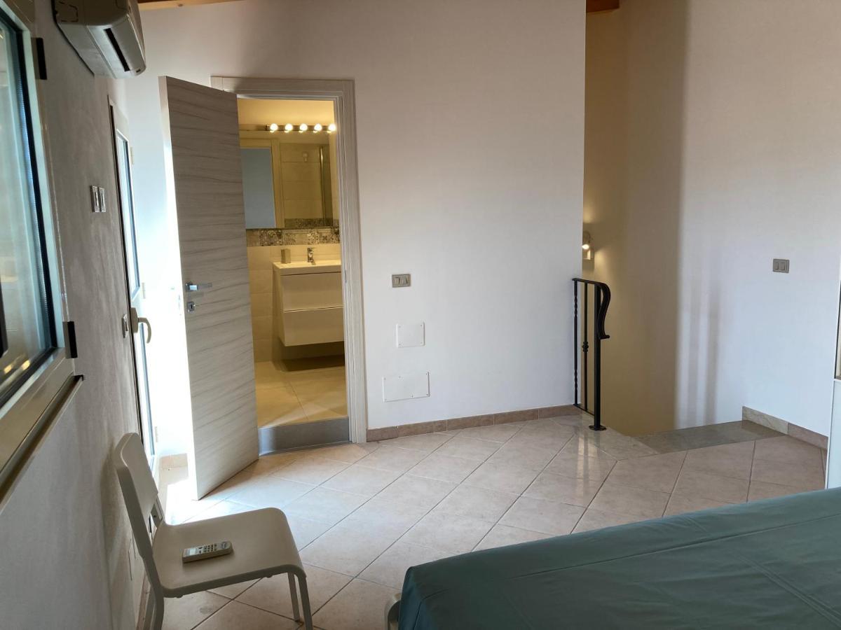 Delposto Marina Di Ragusa Eksteriør bilde